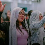 Líderes de igrejas domésticas no Irã relatam crescimento do Evangelho em meio aos conflitos