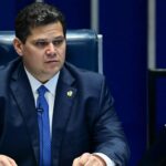 Alcolumbre articula apoio político com sinalização de impeachment no Senado