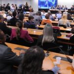 Comissão da Câmara aprova redução da maioridade penal para 16 anos